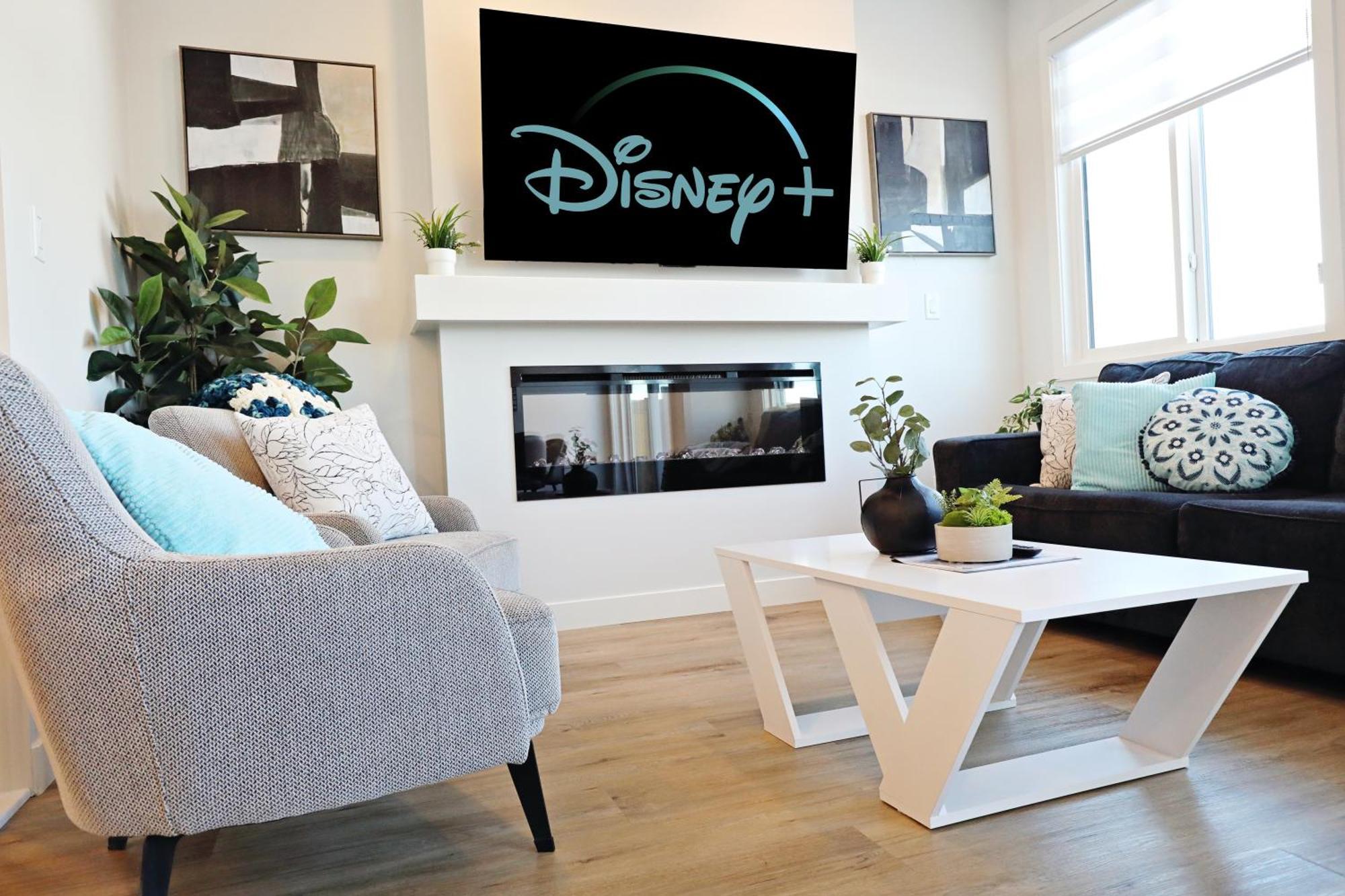 Stylish Home With 3 King Beds,Garage,Disney+ Edmonton Eksteriør bilde